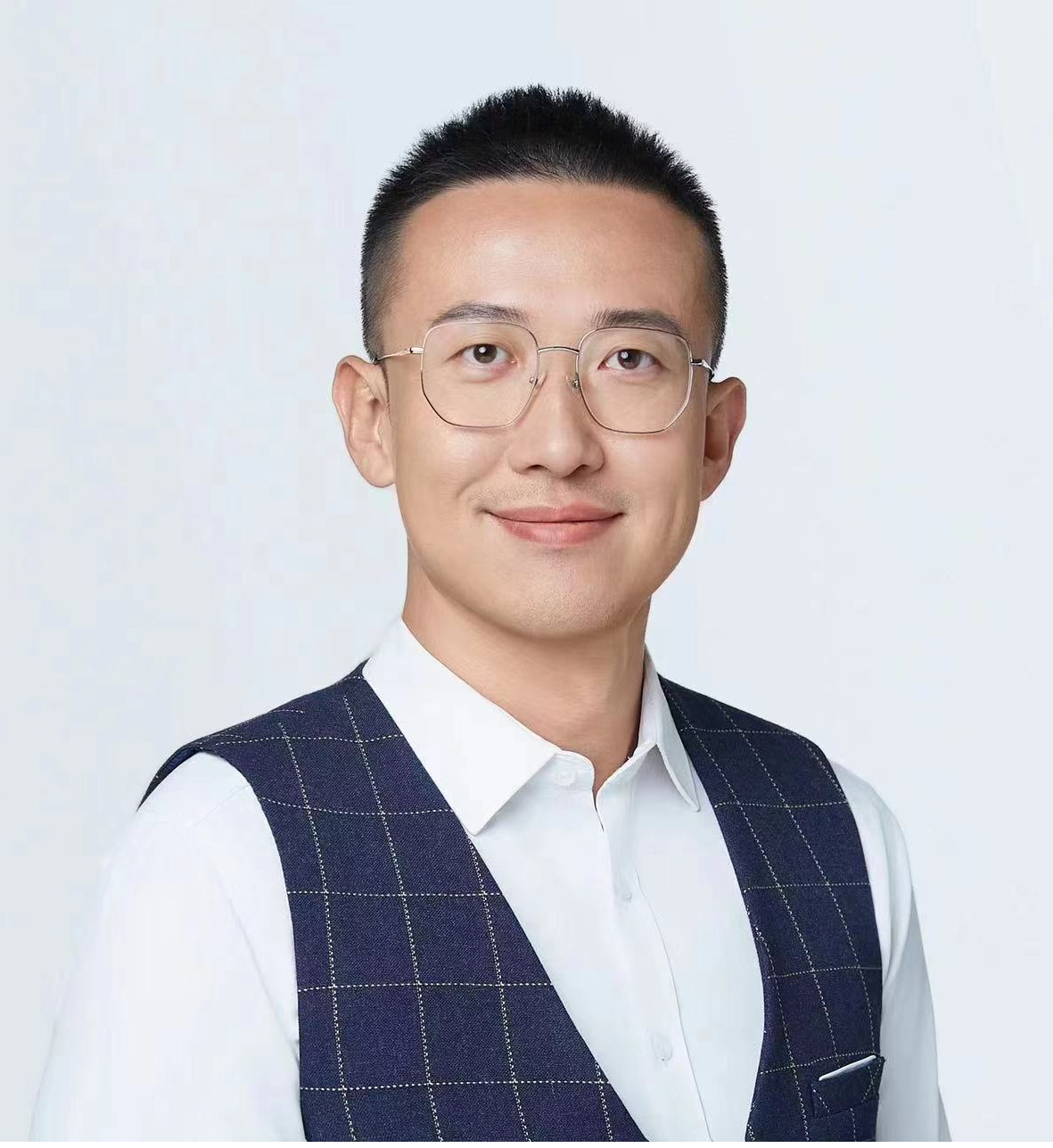 welcome欢迎光临威尼斯集团创新论坛第一千五百八十九讲：机器学习在材料模拟设计中的应用研究