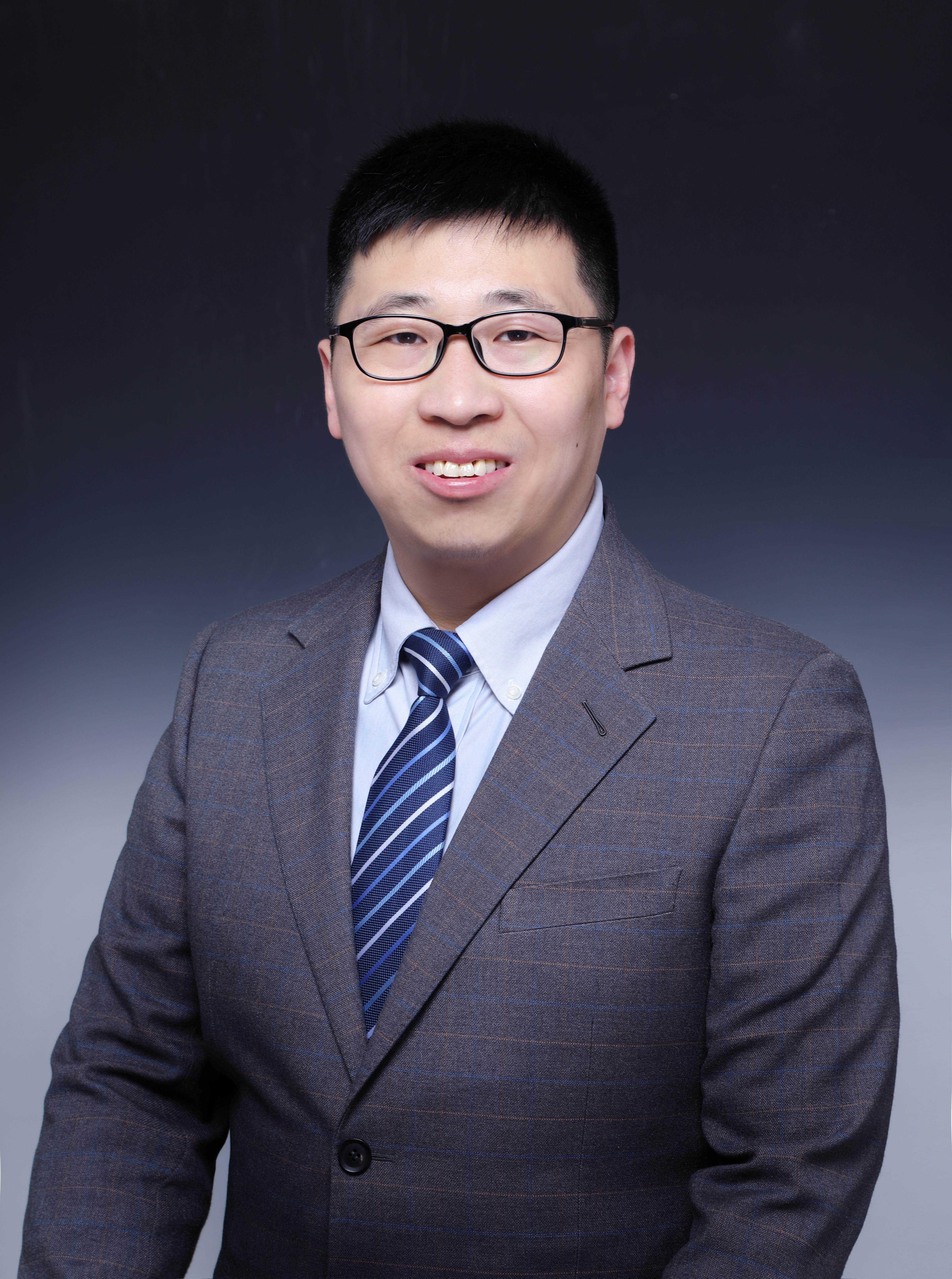 welcome欢迎光临威尼斯集团创新论坛第一千七百七十四讲：结构明确碳（新型）同素异形体人工全合成初探