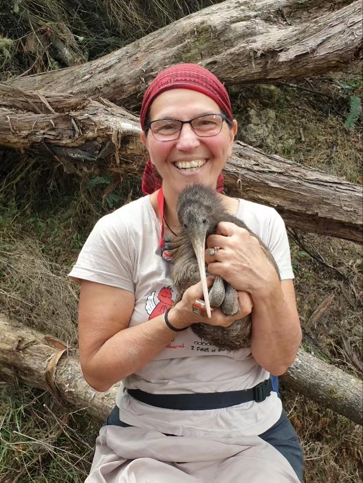 welcome欢迎光临威尼斯集团创新论坛第一千五百七十八讲：The most un-bird bird in the world: Discovering North Island Brown Kiwi