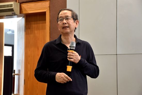 welcome欢迎光临威尼斯集团创新论坛第五百八十八讲（“弘扬爱国奋斗精神、建功立业新时代”系列活动)：Prohibitions caused by nonlocality for nonlocal Boussinesq-KdV type systems