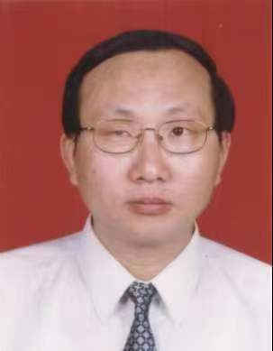 welcome欢迎光临威尼斯集团创新论坛第一千四百一十五讲：高性能铂合金纳米线燃料电池催化剂的研究