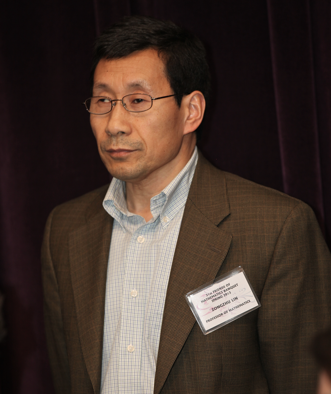 welcome欢迎光临威尼斯集团创新论坛第一千四百二十八讲：Mathematical Invariants --counting beyond numbers