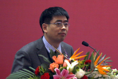 welcome欢迎光临威尼斯集团创新论坛第一千四百五十五讲：The correspondence between the canonical and semicanonical bases