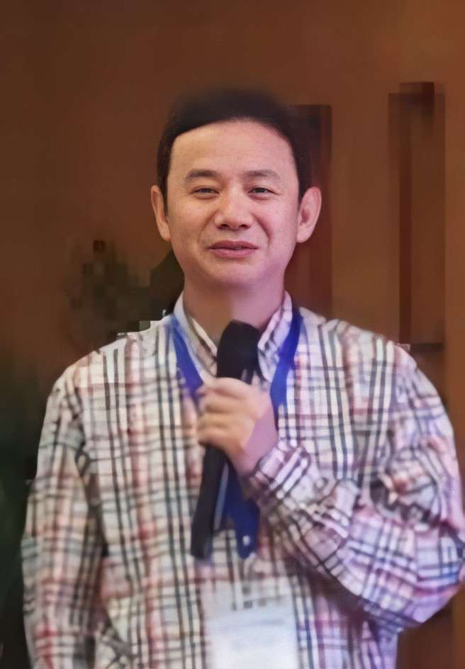 welcome欢迎光临威尼斯集团创新论坛第九百五十四讲： Entropy and Emergency of topological Dynamical Systems 