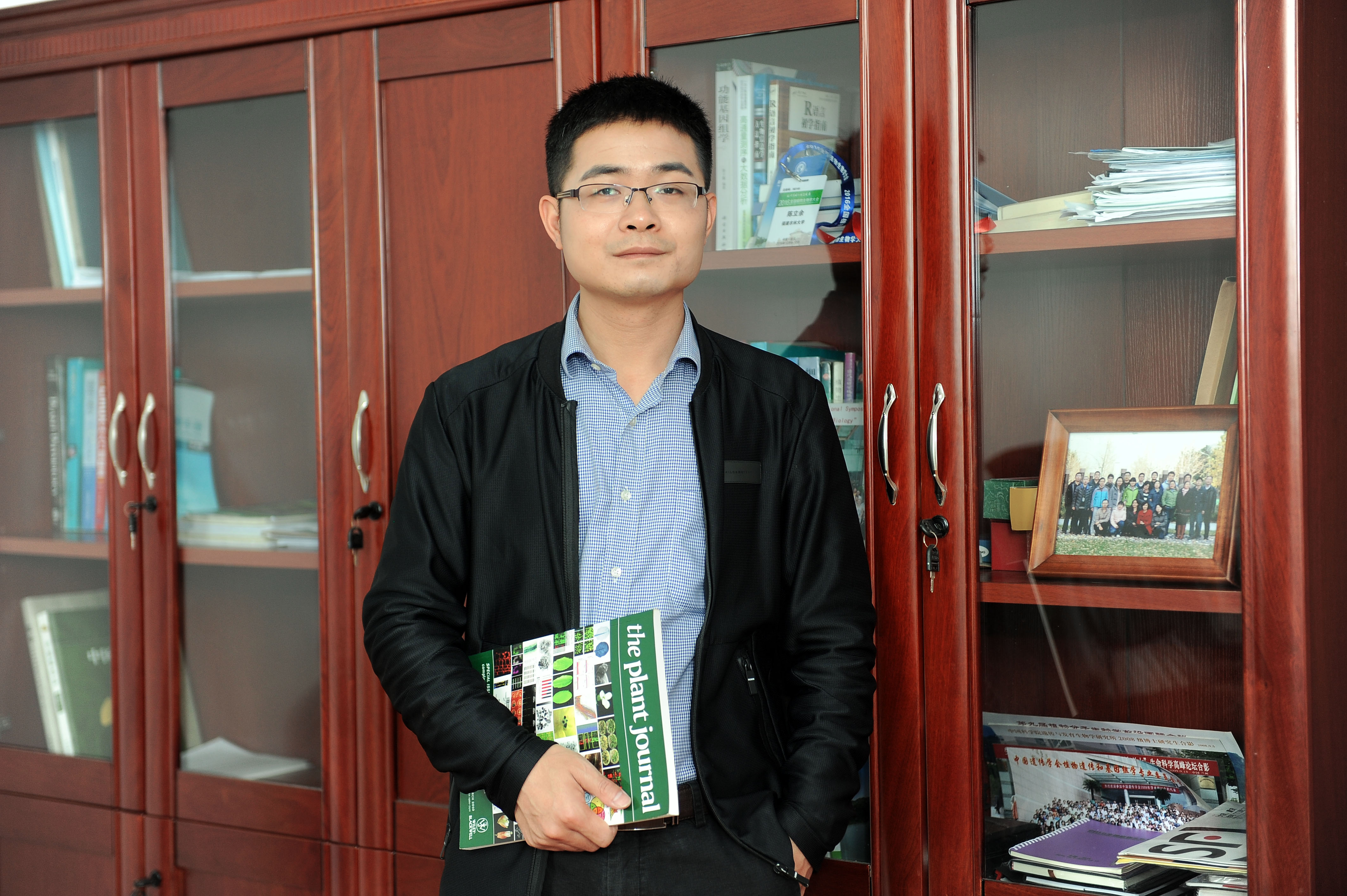 welcome欢迎光临威尼斯集团创新论坛第一千四百二十七讲：探索植物生殖与驯化的秘密—从模式植物到水果作物