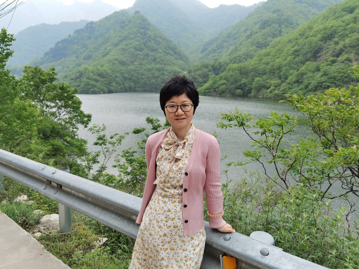 welcome欢迎光临威尼斯集团创新论坛第一千八百二十八讲：Dynamics analysis of a reaction-diffusion-advection benthic-drift model with logistic growth