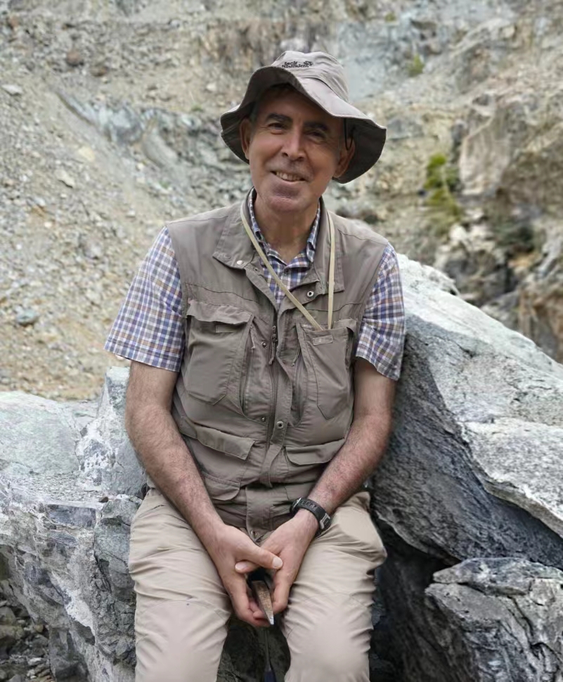welcome欢迎光临威尼斯集团创新论坛第一千八百四十二讲：Records of processes for subduction initiation, slab roll-back and ophiolite genesis in Turkey: Field, geochemical and  geochronological constraints